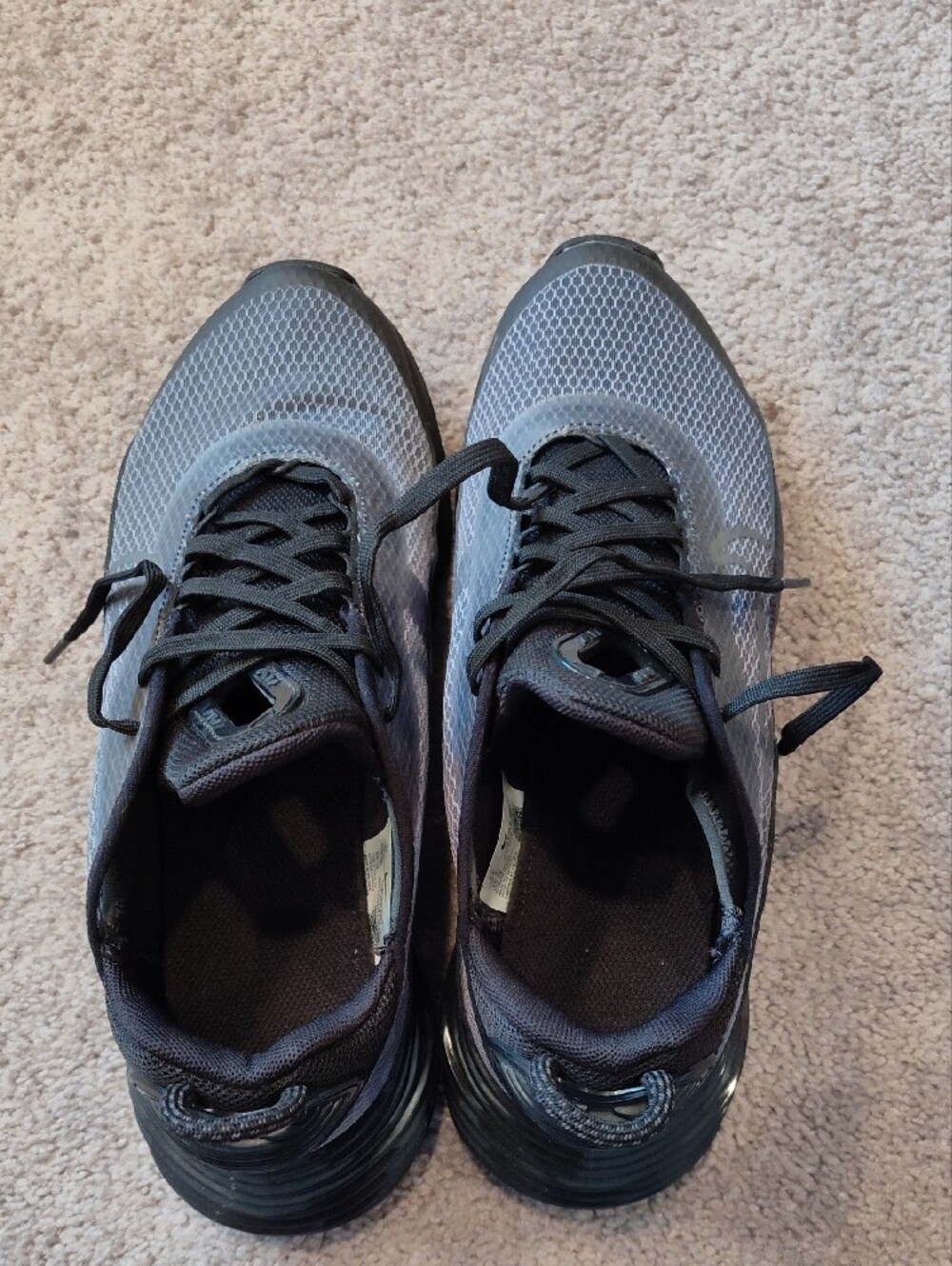 Nike Women's Athletic Low-Top Sneakers in Gray and Black - Picture 3 of 9